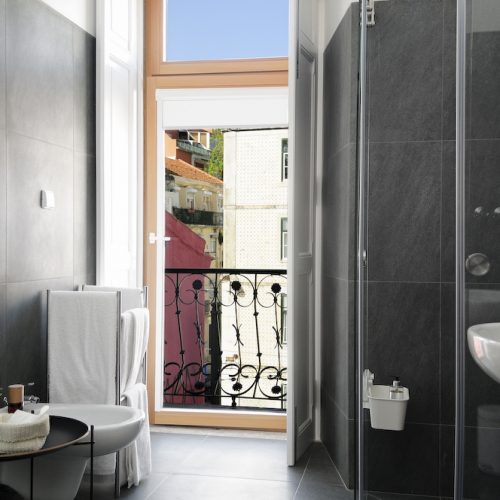 T1designAmoreirasflats_bathroom